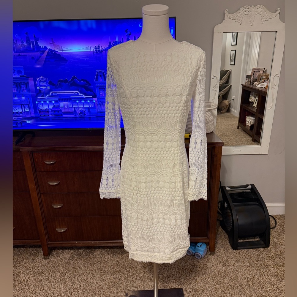 White House Black Market White Lace Long Sleeve Dress